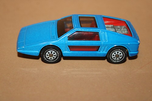 Siku 1330 maserati boomerang - 1330,